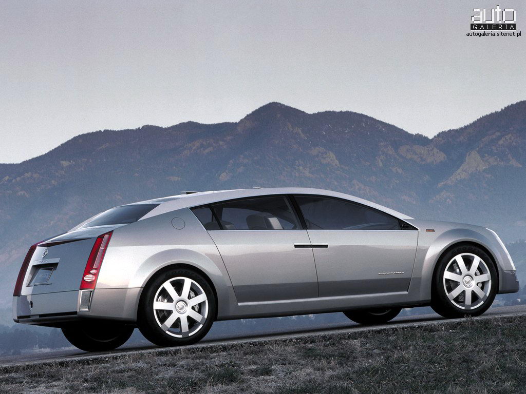 Cadillac Imaj 2000 005.jpg